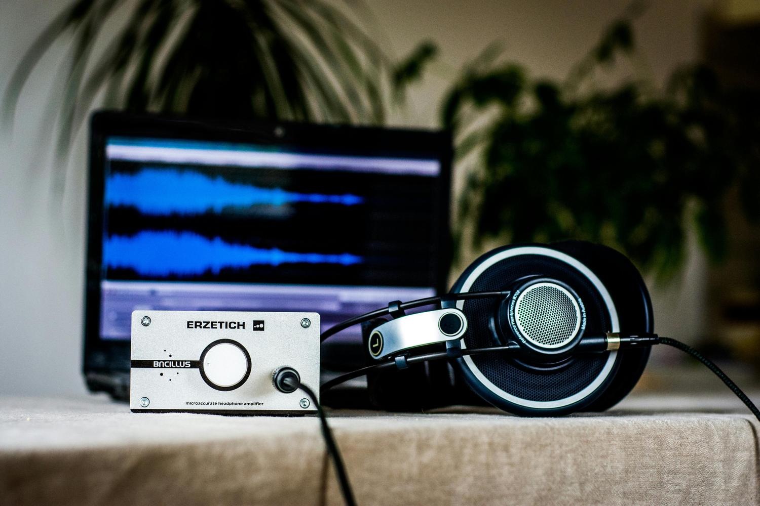 Beeinflusst eine HDMI-Verbindung von meinem Monitor den Ton?