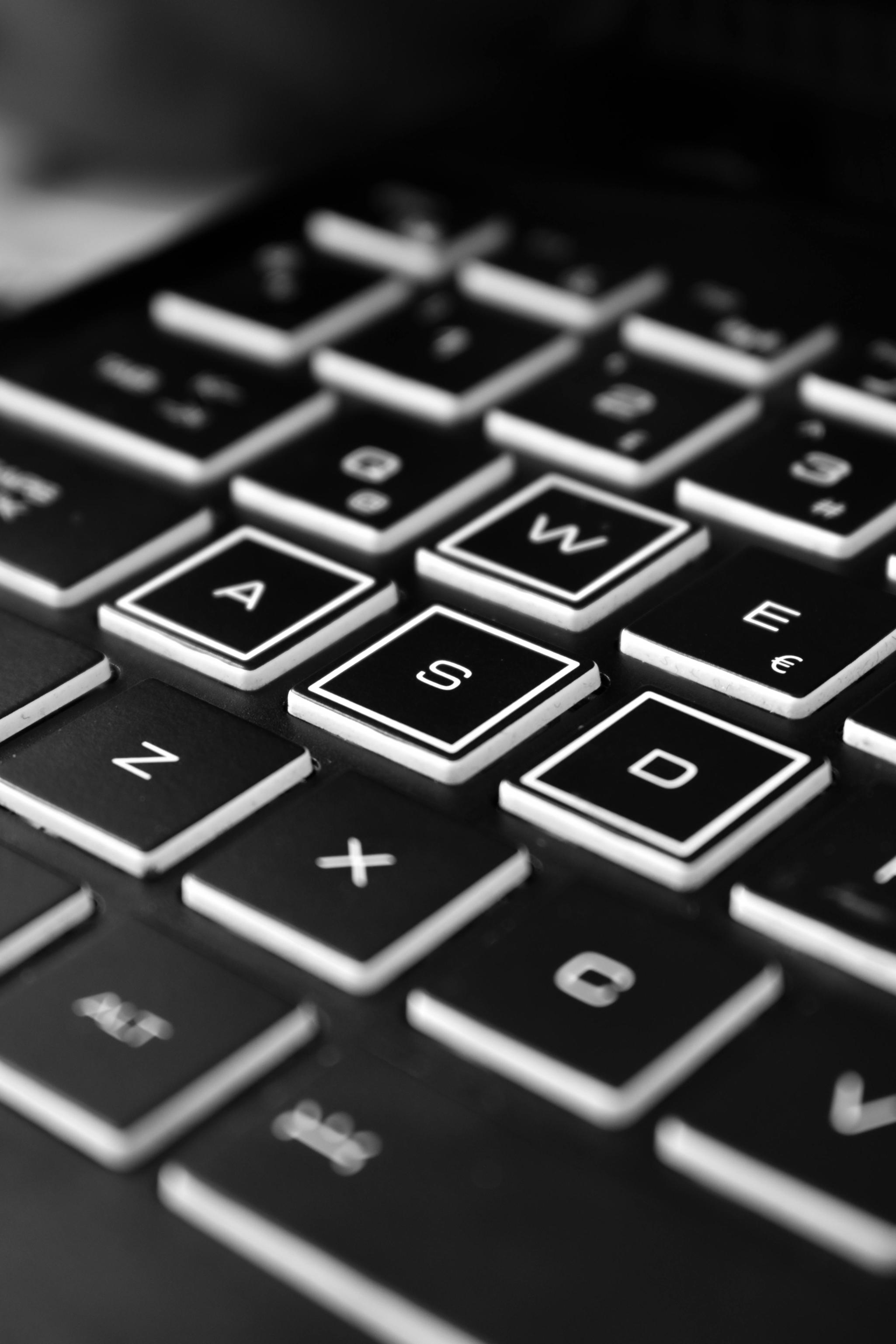 Erkundung der besten Laptops mit mechanischen Tastaturen für 2024